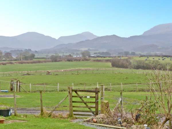 Gable View Villa Drigg Exterior photo